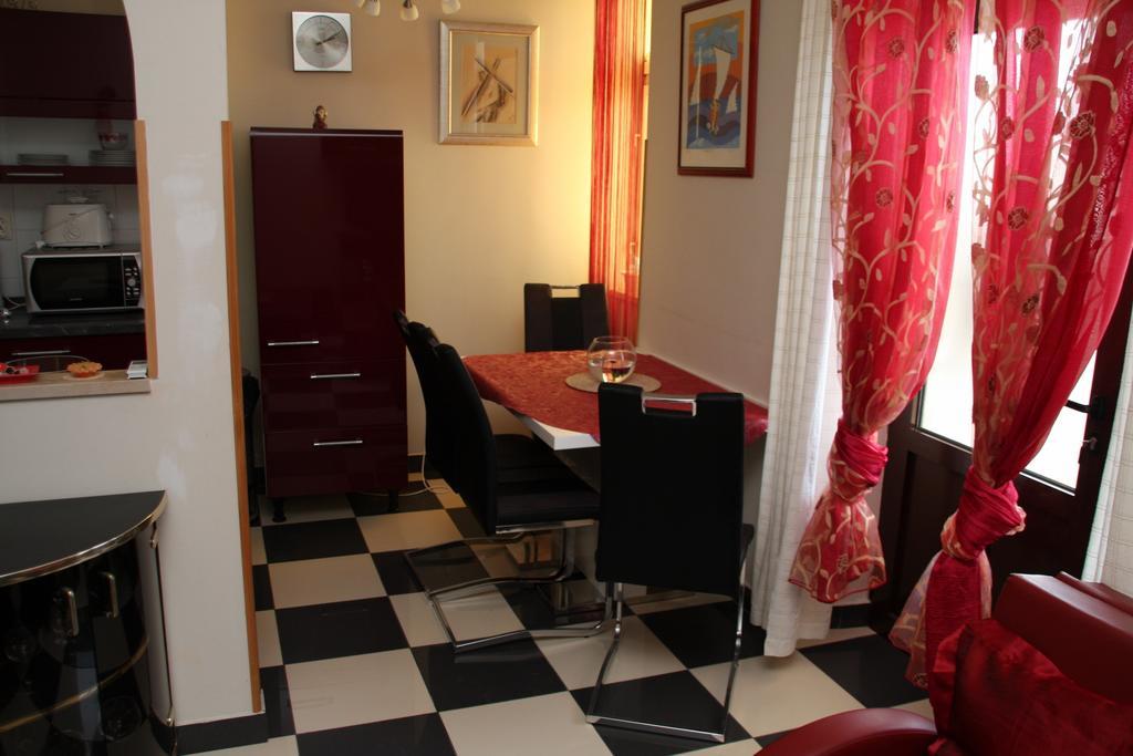 Apartments Mia بودغورا الغرفة الصورة